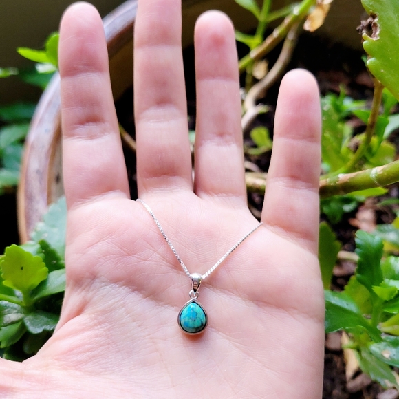 New Solid 925 Sterling Silver Genuine Turquoise Dainty Teardrop Necklace - Picture 7 of 12